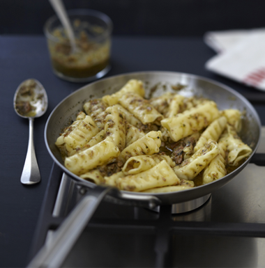 FESTONATI AU PESTO DE SARDINE ET AIL CONFIT